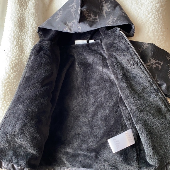 🦖 Dino Hoodie Jacket 🦖 - Picture 2 of 3